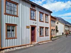 Aabakken-gården, Sjøgata 47 – mer info